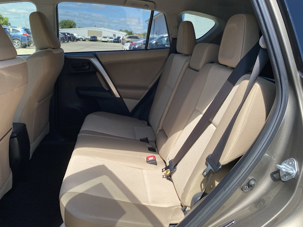 Thumbnail: 2013 Toyota RAV4 - 24