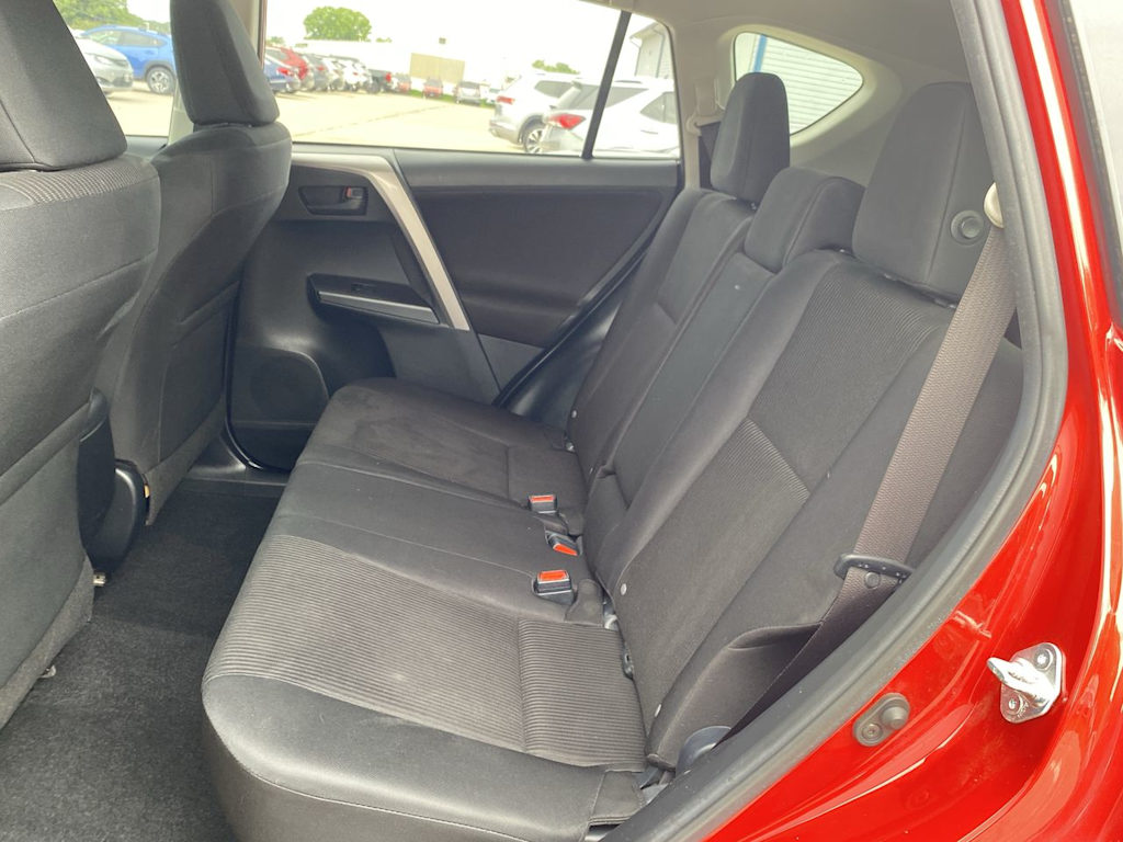 2017 Toyota RAV4 LE 24