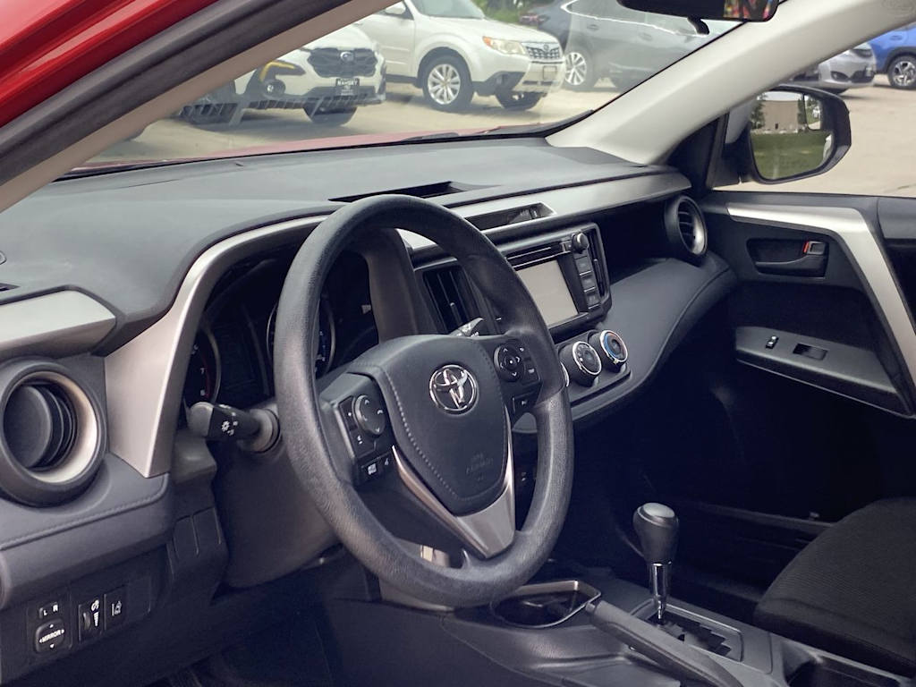2017 Toyota RAV4 LE 2