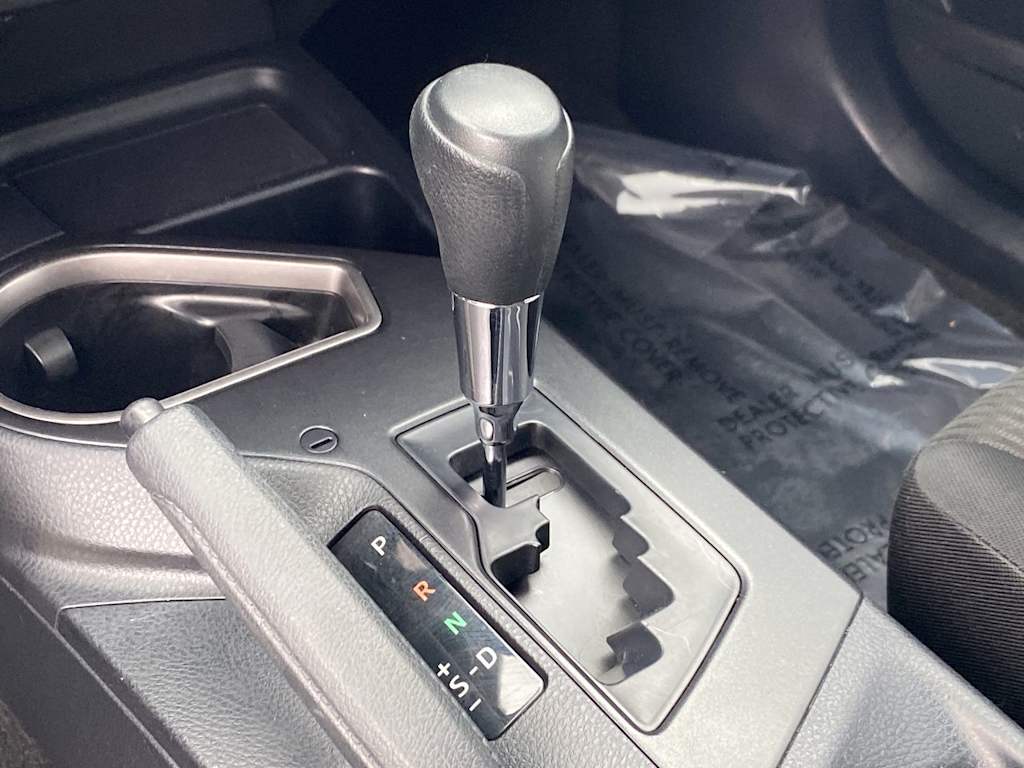 2017 Toyota RAV4 LE 15