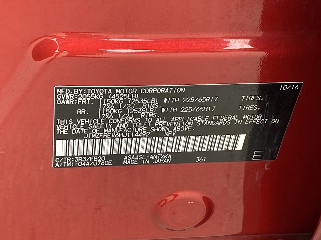 2017 Toyota RAV4 LE 19