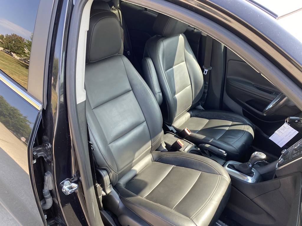 Thumbnail: 2015 Buick Encore - 11
