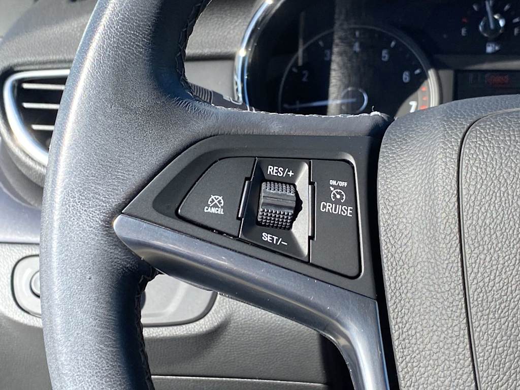 Thumbnail: 2021 Buick Encore - 25