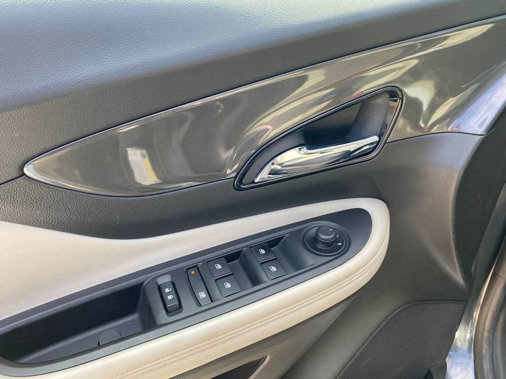 Thumbnail: 2017 Buick Encore - 23