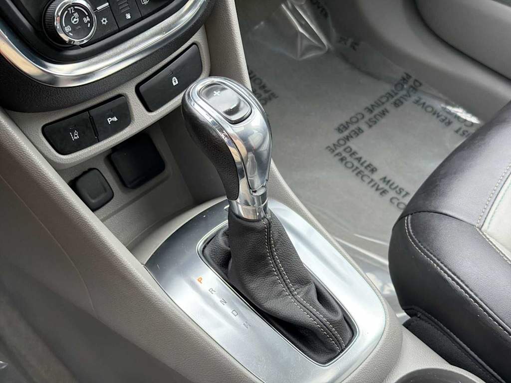 Thumbnail: 2014 Buick Encore - 15
