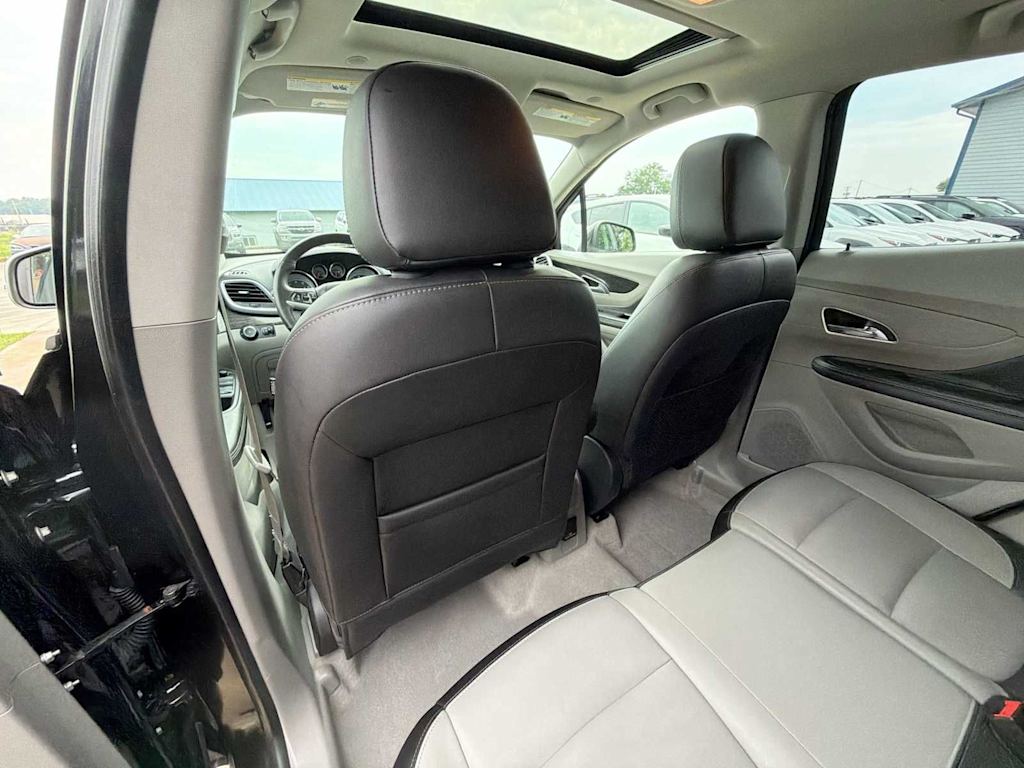 Thumbnail: 2014 Buick Encore - 12