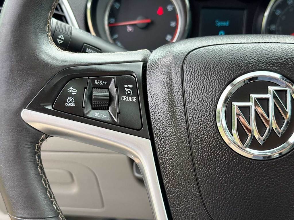 Thumbnail: 2014 Buick Encore - 28