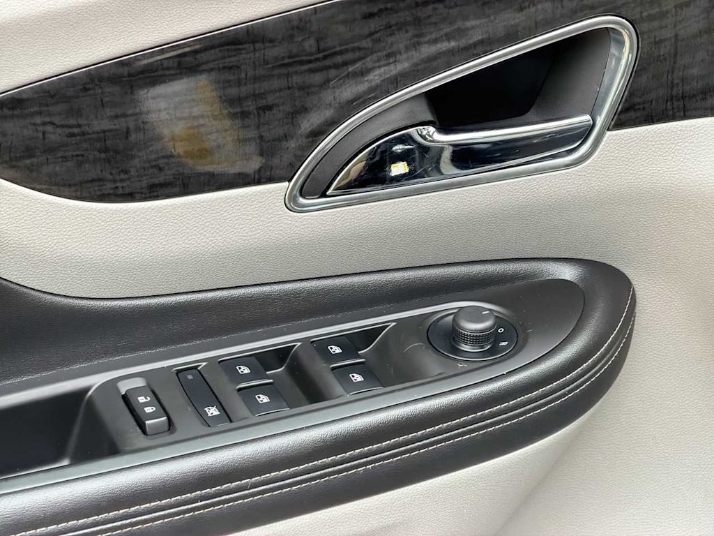 Thumbnail: 2014 Buick Encore - 24