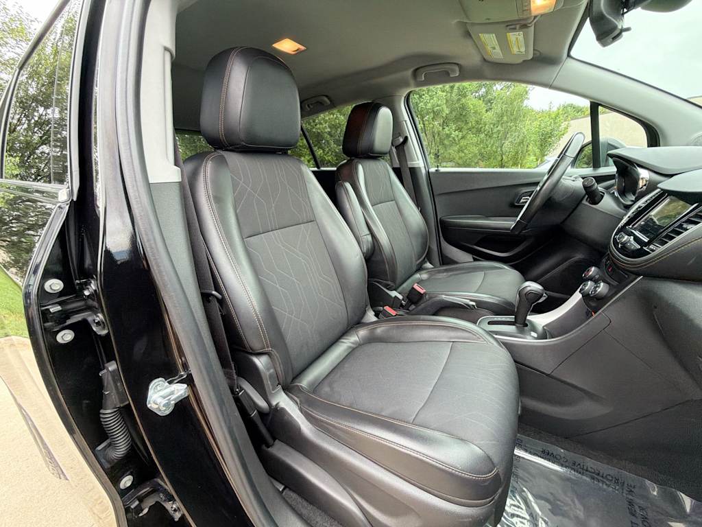 Thumbnail: 2019 Chevrolet Trax - 9