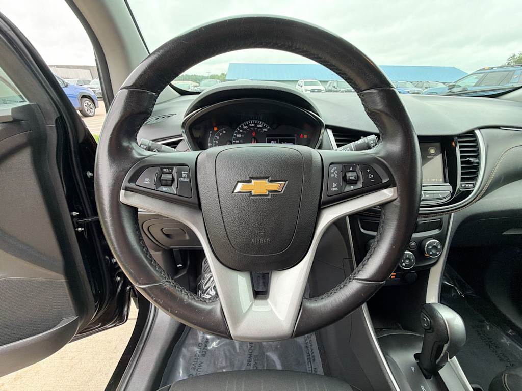 Thumbnail: 2019 Chevrolet Trax - 11
