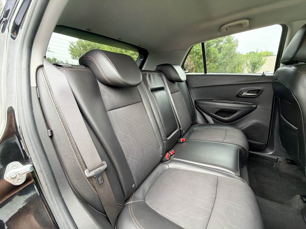 Thumbnail: 2019 Chevrolet Trax - 25