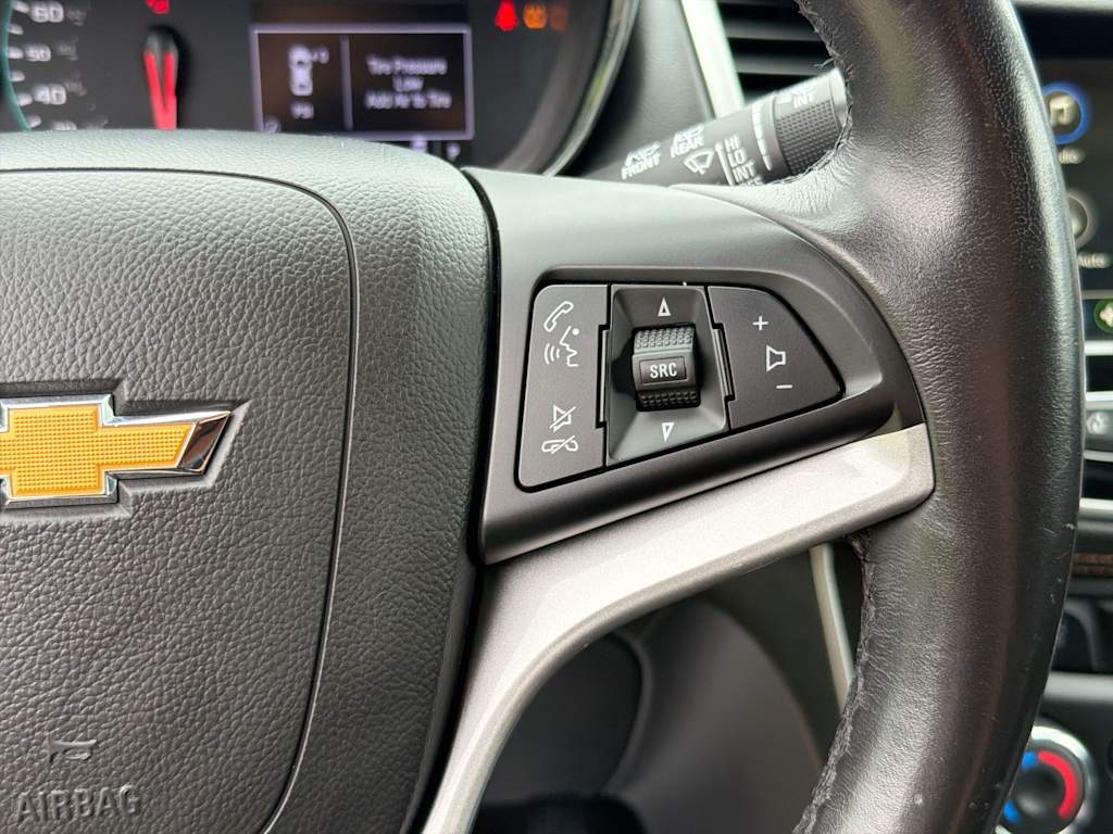 Thumbnail: 2019 Chevrolet Trax - 27
