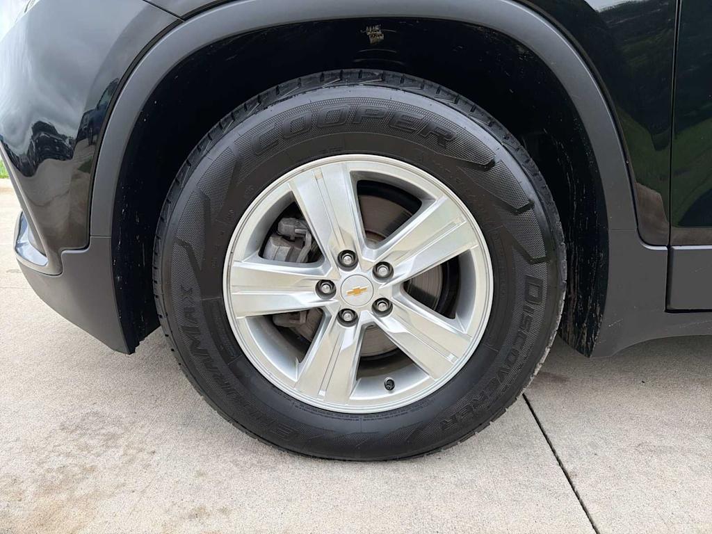 Thumbnail: 2019 Chevrolet Trax - 5