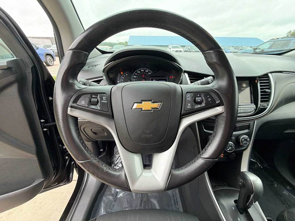 Thumbnail: 2019 Chevrolet Trax - 11