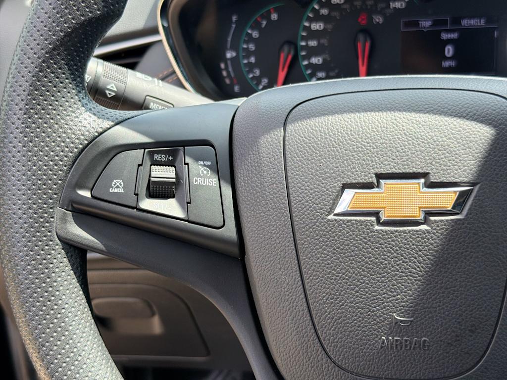 Thumbnail: 2020 Chevrolet Trax - 26
