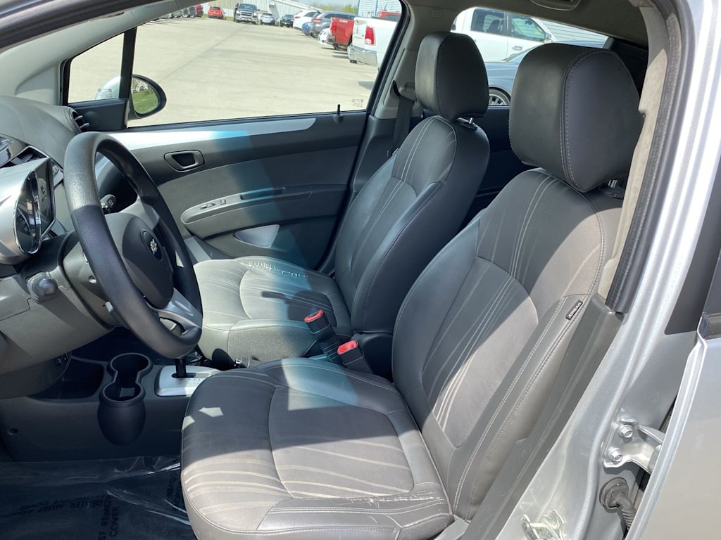 2015 Chevrolet Spark LT 10