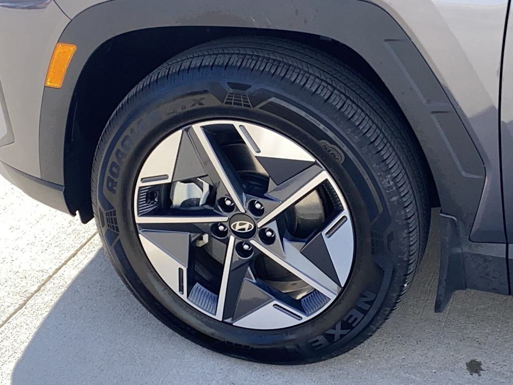 Thumbnail: 2025 Hyundai Tucson - 7