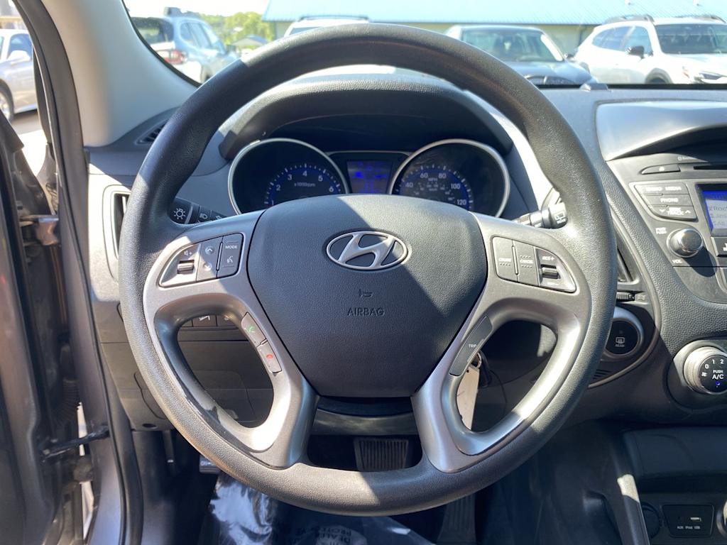 Thumbnail: 2015 Hyundai Tucson - 13