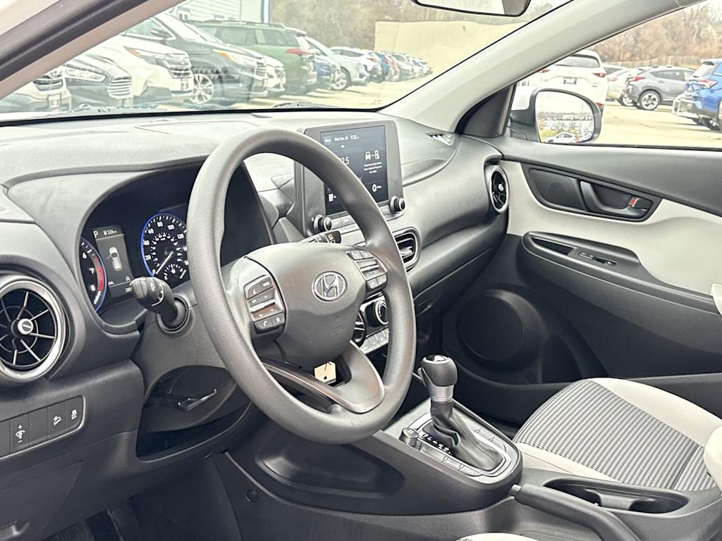 Thumbnail: 2022 Hyundai Kona - 2