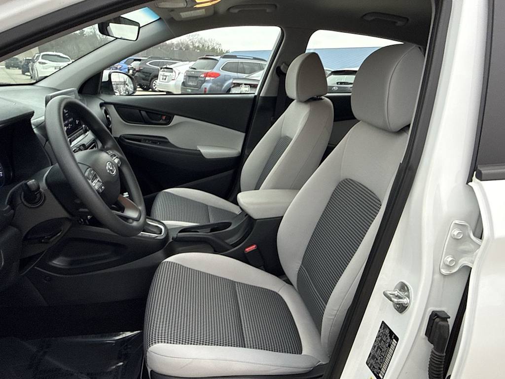 Thumbnail: 2022 Hyundai Kona - 10