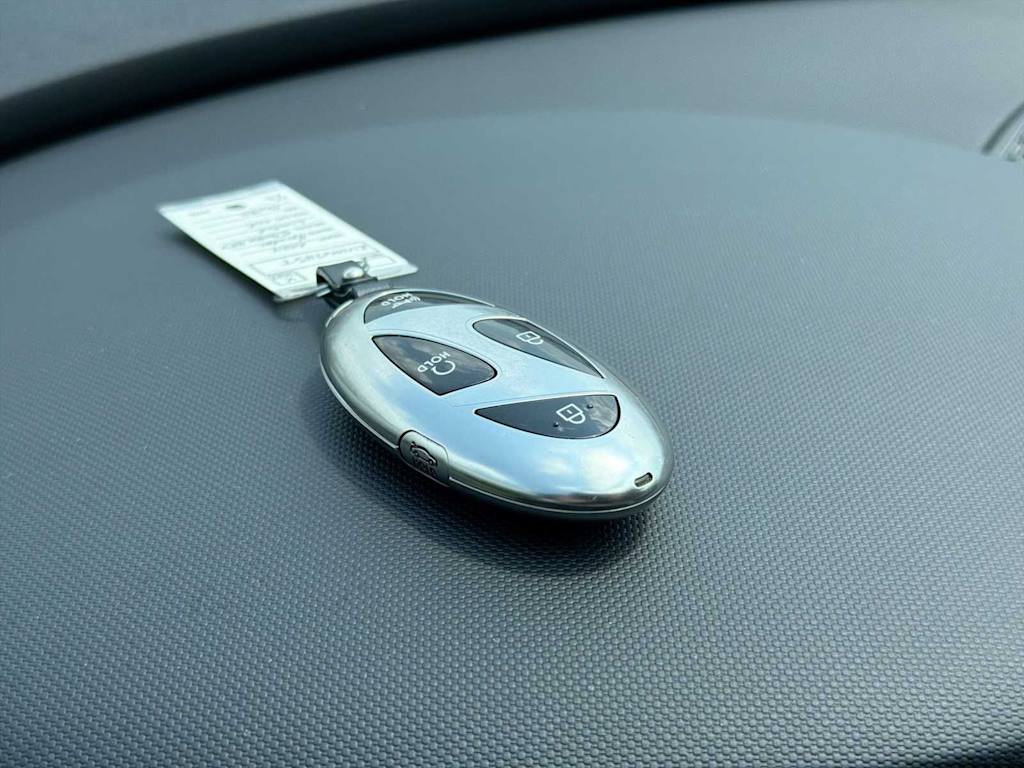 Thumbnail: 2024 Hyundai Elantra - 17