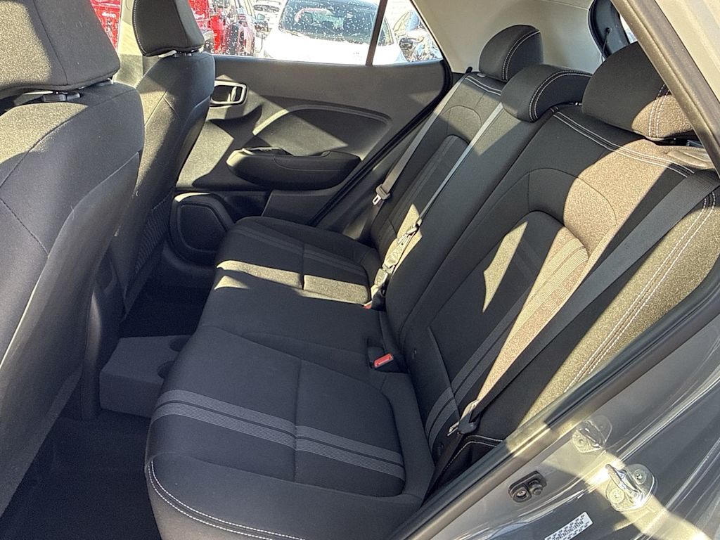 Thumbnail: 2022 Hyundai Venue - 25