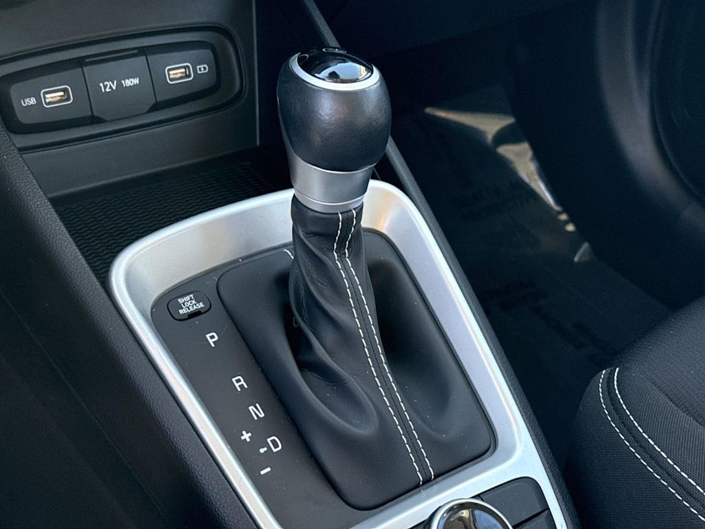 Thumbnail: 2022 Hyundai Venue - 32