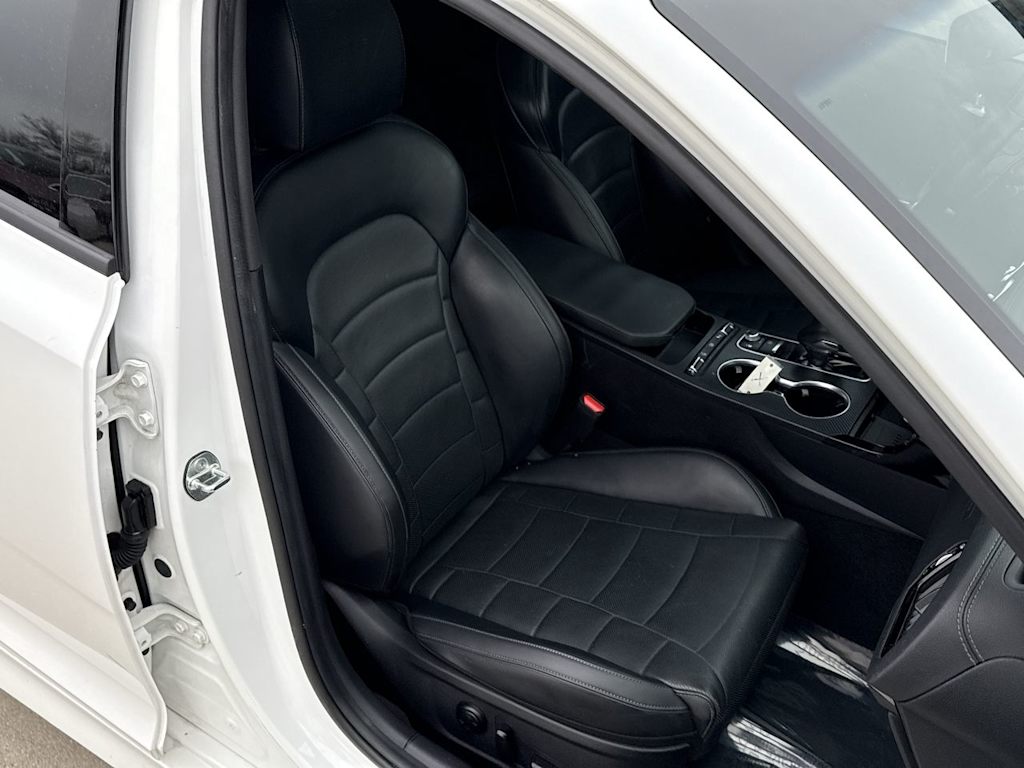 Thumbnail: 2022 Kia Stinger - 26