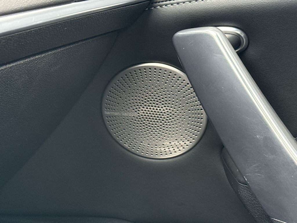 Thumbnail: 2022 Kia Stinger - 32