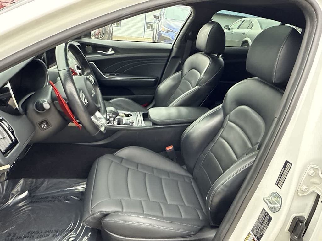 Thumbnail: 2022 Kia Stinger - 10