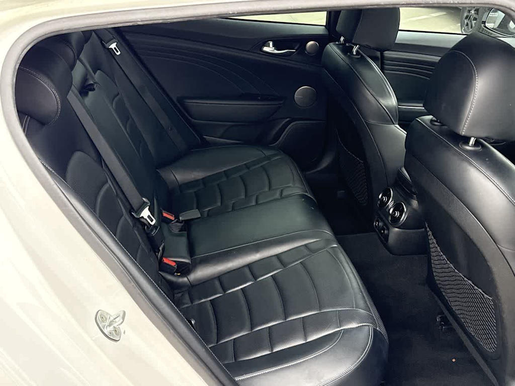 Thumbnail: 2022 Kia Stinger - 25