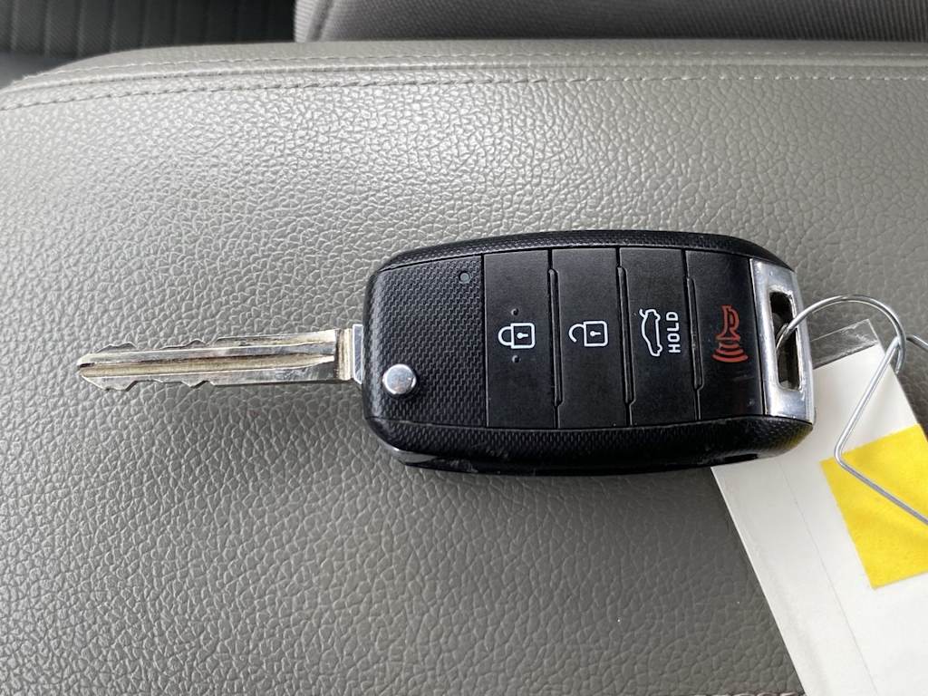 Thumbnail: 2014 Kia Forte - 17