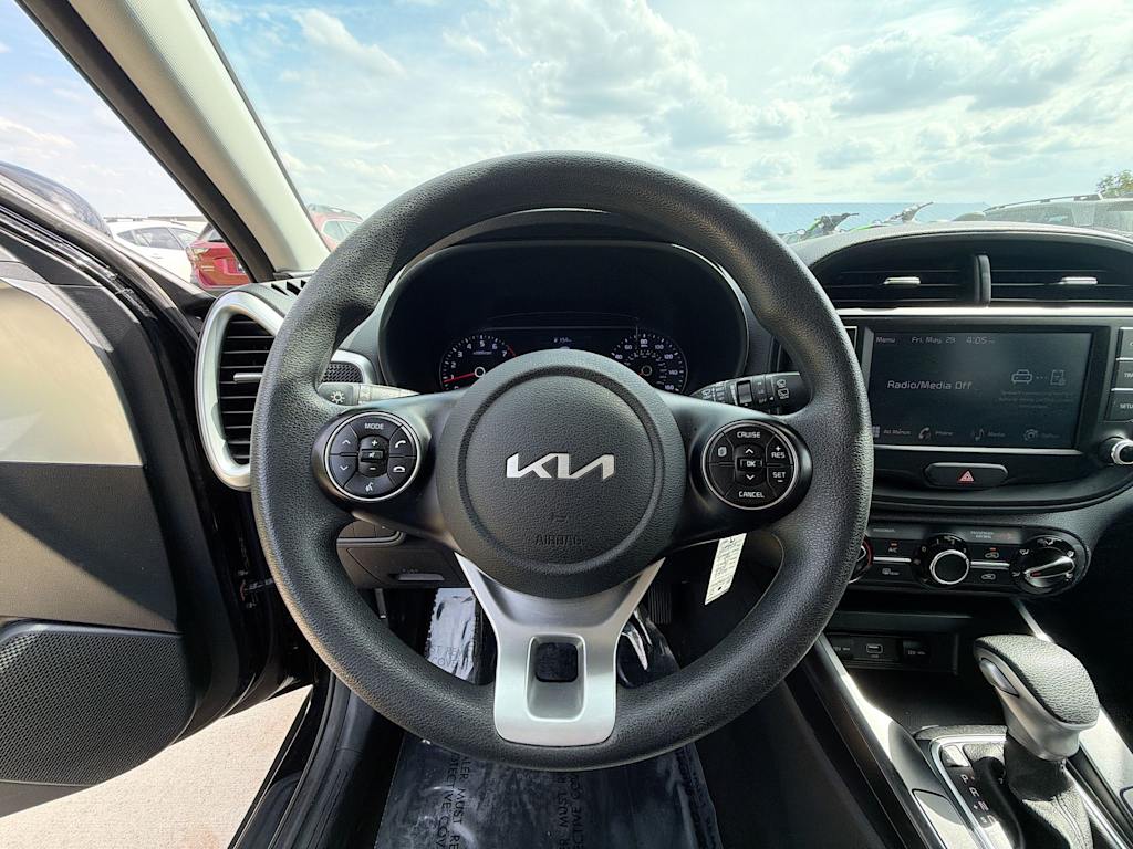 Thumbnail: 2022 Kia Soul - 10