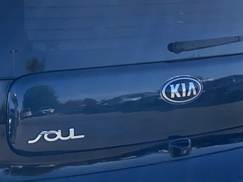 Thumbnail: 2017 Kia Soul - 6