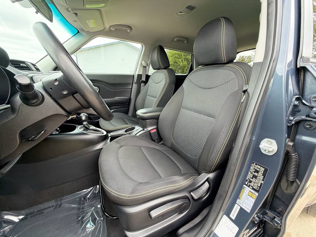 Thumbnail: 2015 Kia Soul - 10