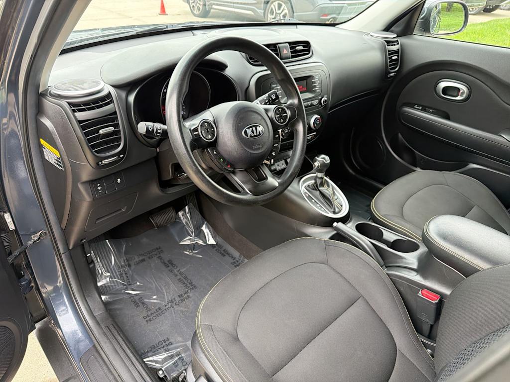 Thumbnail: 2015 Kia Soul - 2