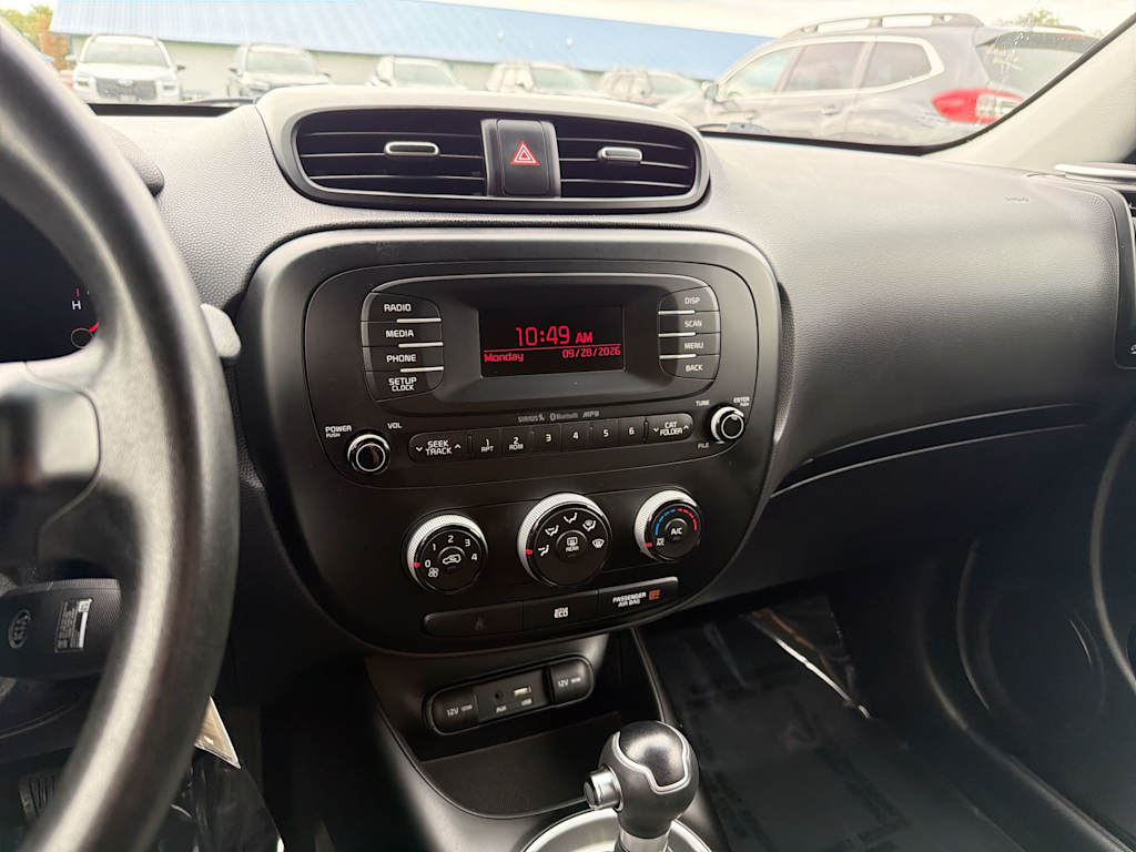Thumbnail: 2015 Kia Soul - 14