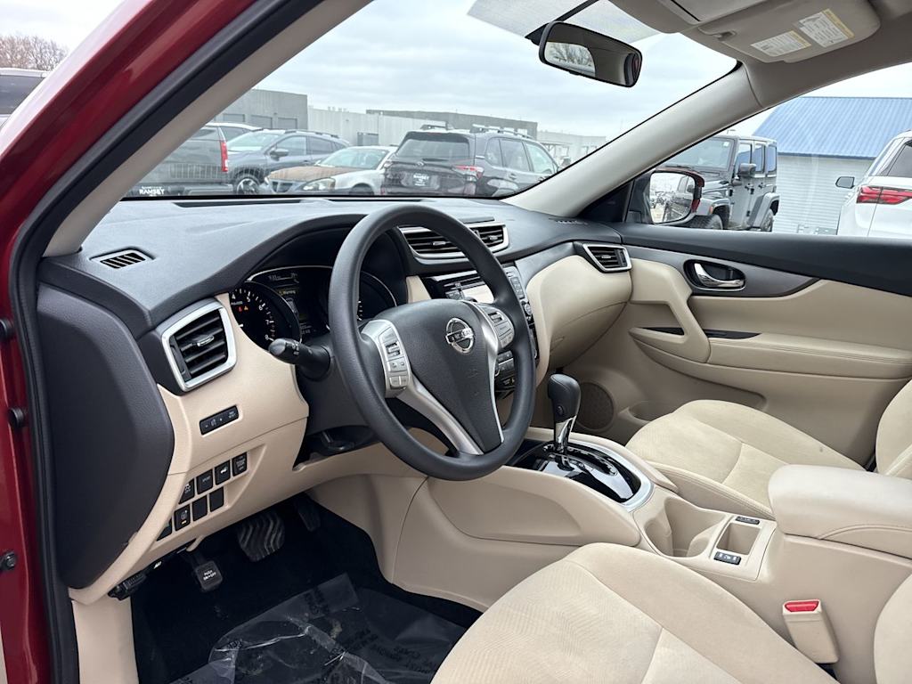 Thumbnail: 2016 Nissan Rogue - 2