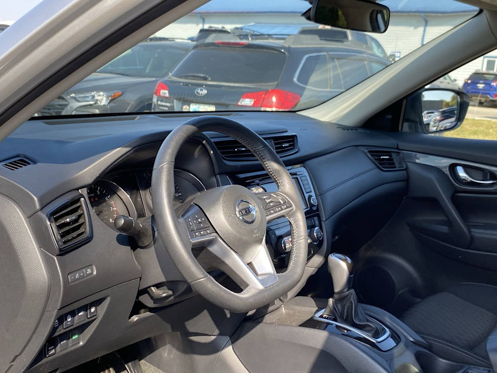 Thumbnail: 2020 Nissan Rogue - 2
