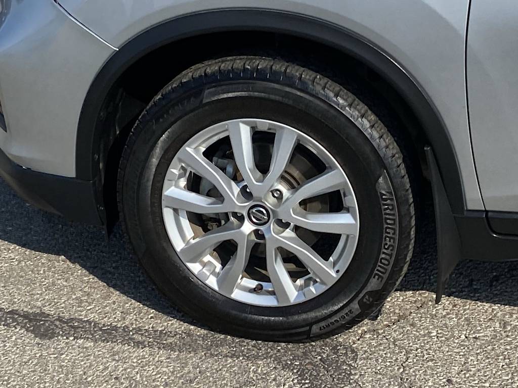 Thumbnail: 2020 Nissan Rogue - 6