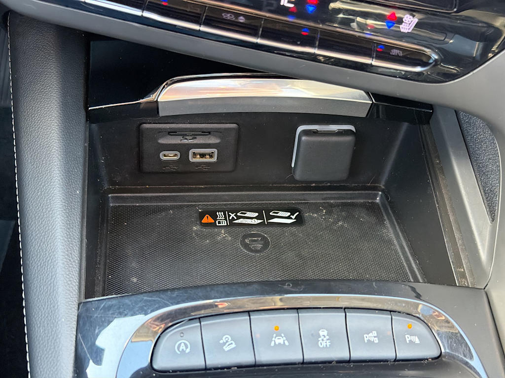 Thumbnail: 2023 Buick Envision - 32