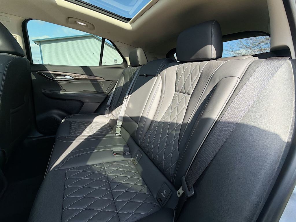 Thumbnail: 2023 Buick Envision - 25