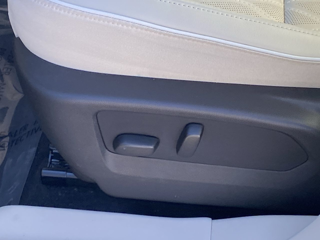 Thumbnail: 2022 Buick Envision - 23