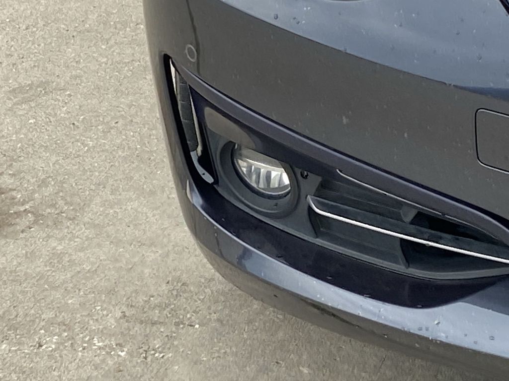 Thumbnail: 2017 BMW 3 Series - 6