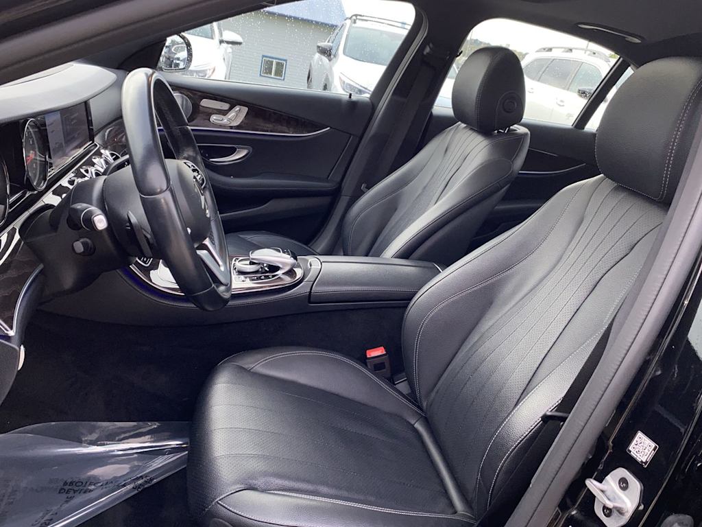 Thumbnail: 2019 Mercedes-Benz E-Class - 8