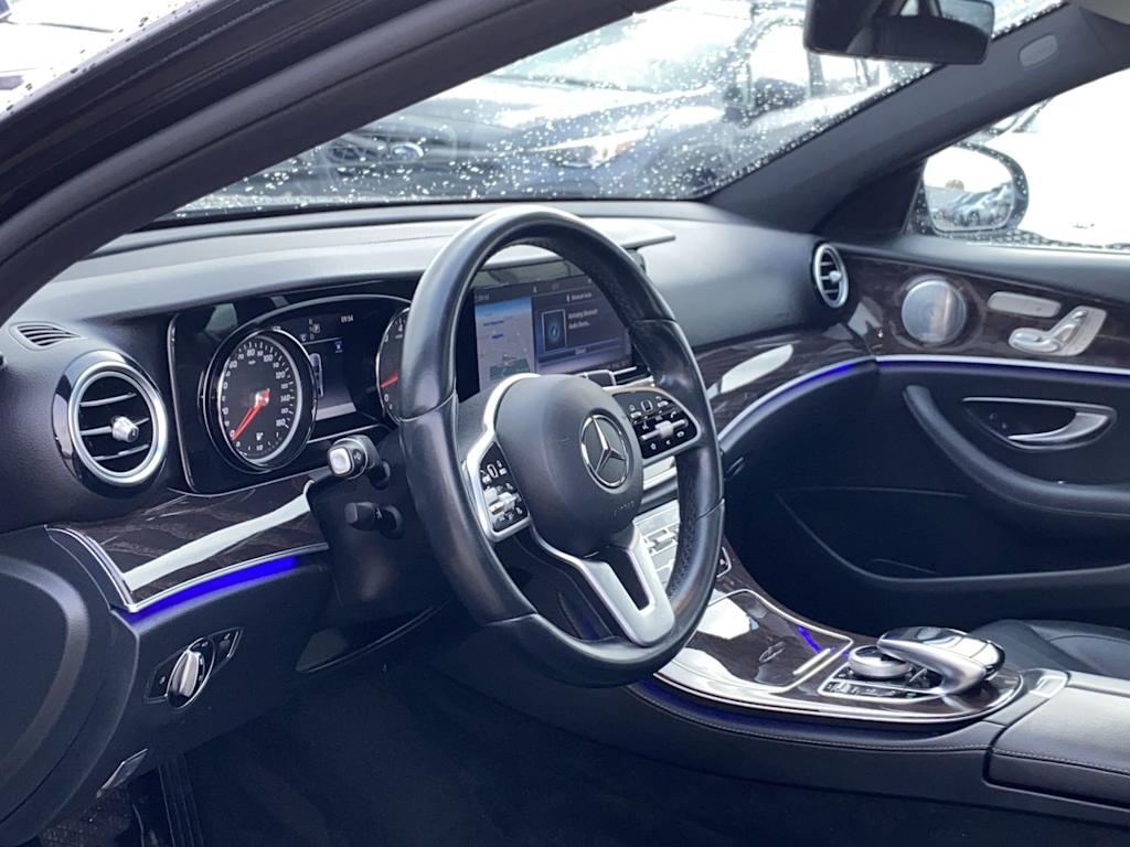 Thumbnail: 2019 Mercedes-Benz E-Class - 2