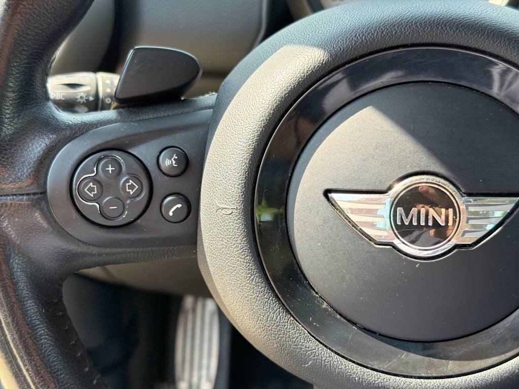 Thumbnail: 2012 MINI Cooper Countryman - 27