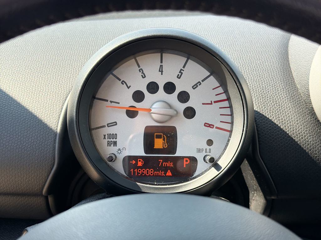 Thumbnail: 2012 MINI Cooper Countryman - 15