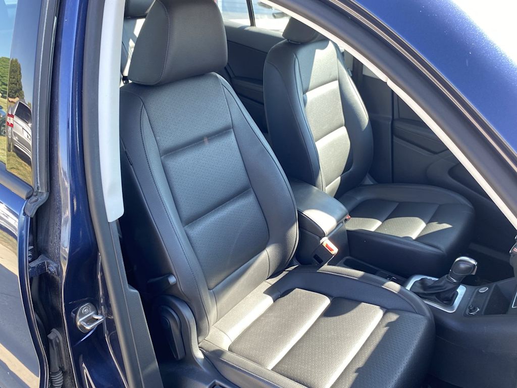 Thumbnail: 2016 Volkswagen Tiguan - 11