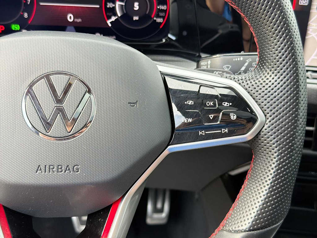 Thumbnail: 2023 Volkswagen Golf - 28